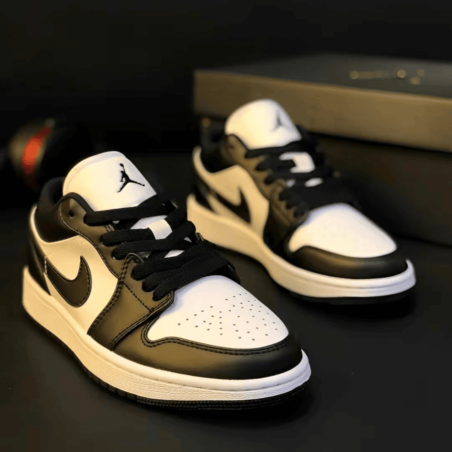 Air Jordan 1 Low ‘Panda 2023’