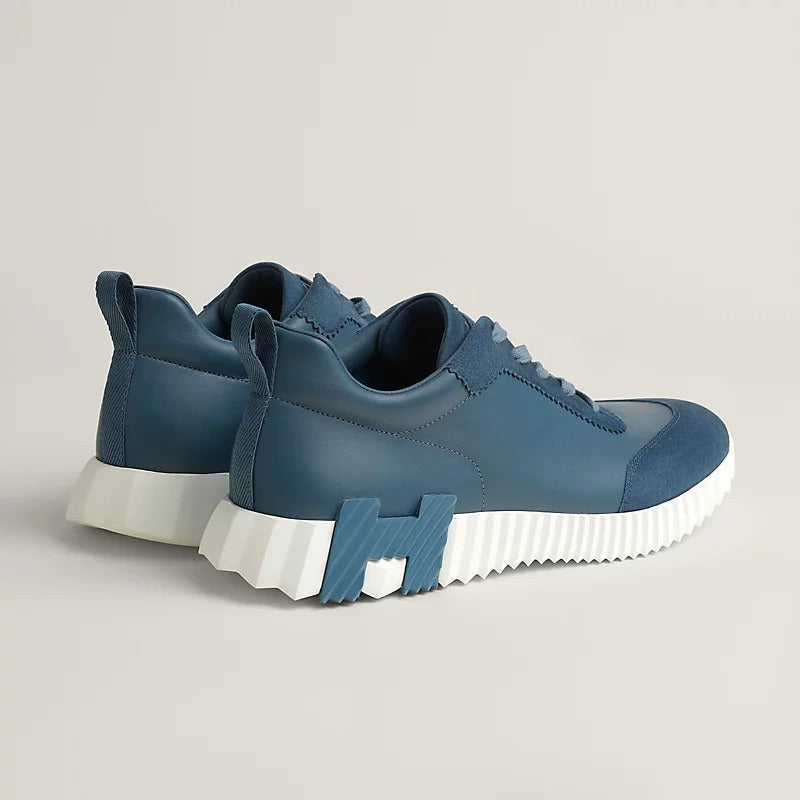 Bouncing sneaker
