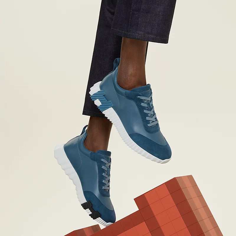 Bouncing sneaker
