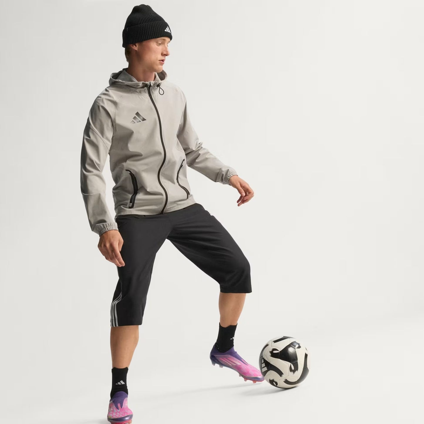 F50 Elite LY Laceless Firm Ground Boots