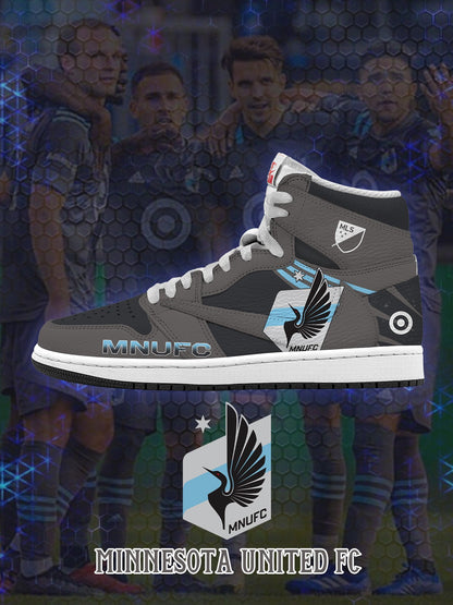 Minnesota V.1 Custom TS High Sneakers