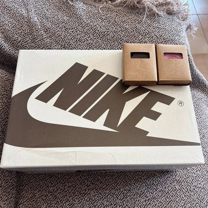 Travis Scott x Air Jordan 1 Low OG “Velvet Brown”