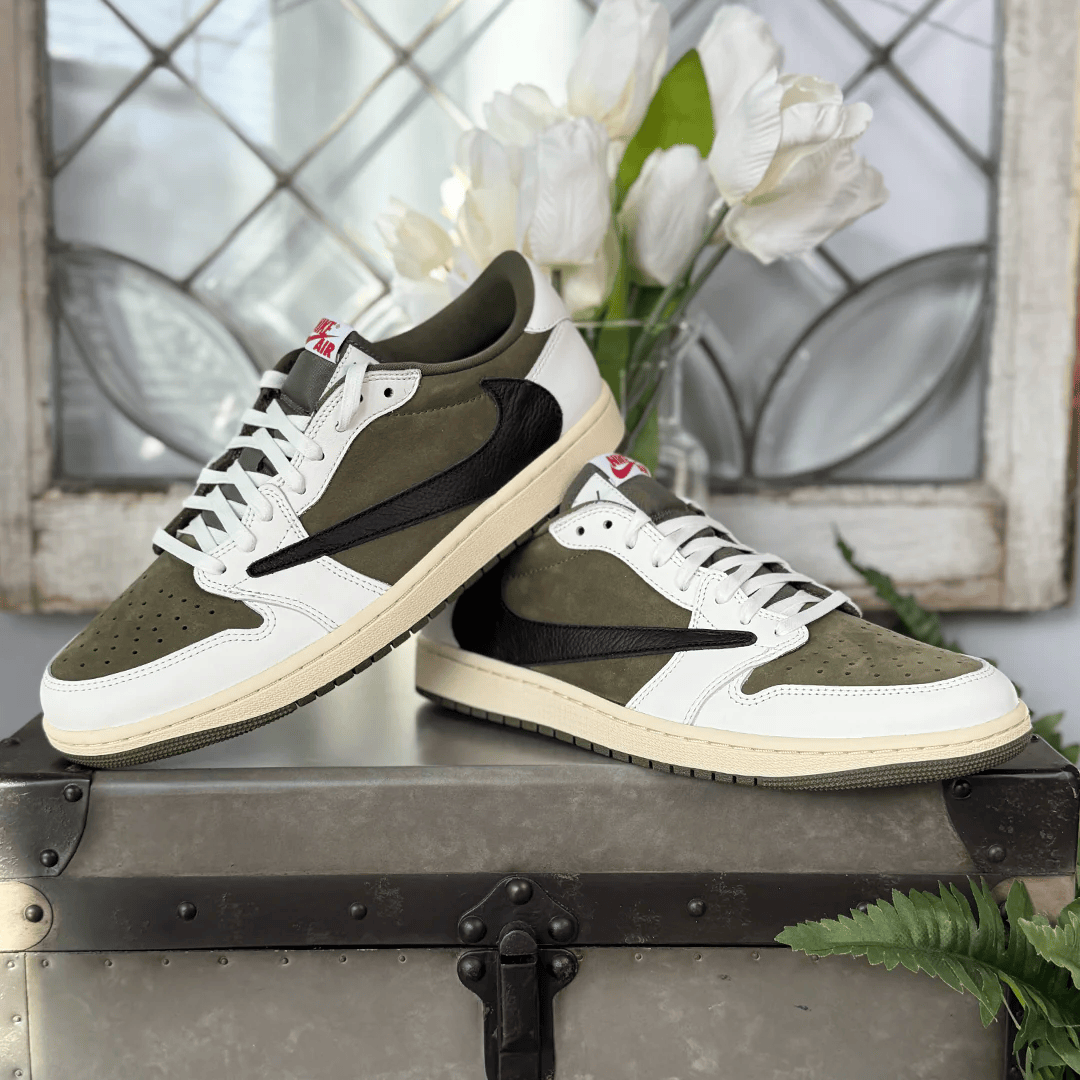 Air Jordan x Travis Scott 1 Low OG “Medium Olive”