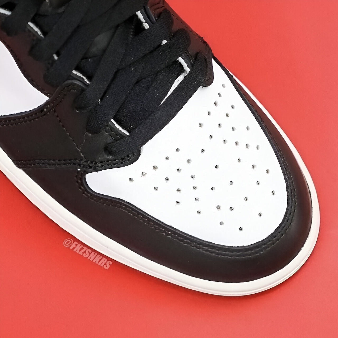 Air Jordan 1 Retro High OG “Black Toe Reimagined