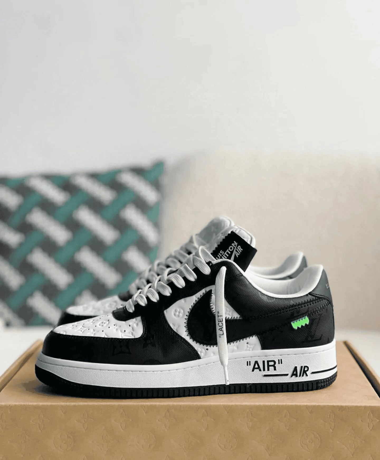 LV x Nike Air Force 1 Low ‘Virgil Abloh – Black/White’