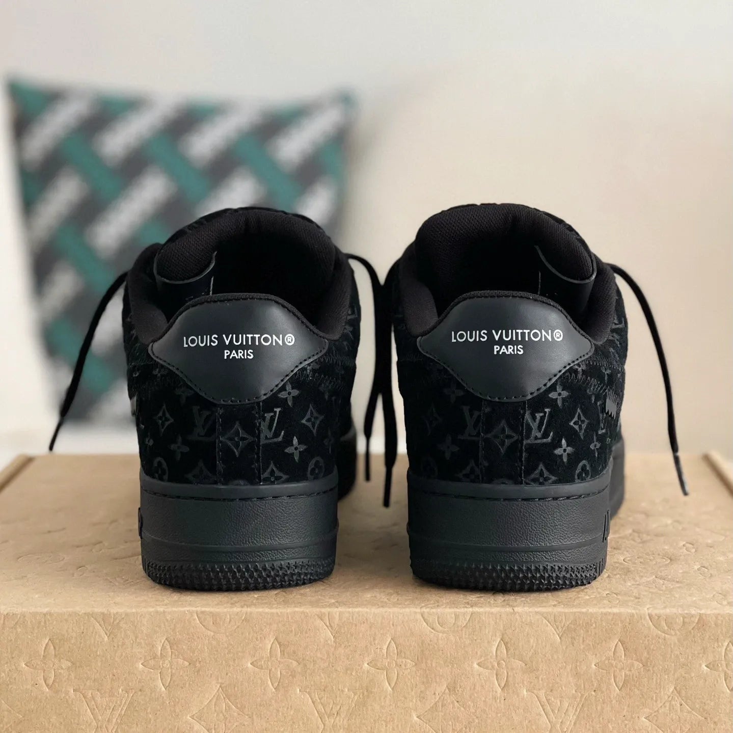 Louis Vuitton x Nike Air Force 1 ‘Virgil Abloh – All Black’
