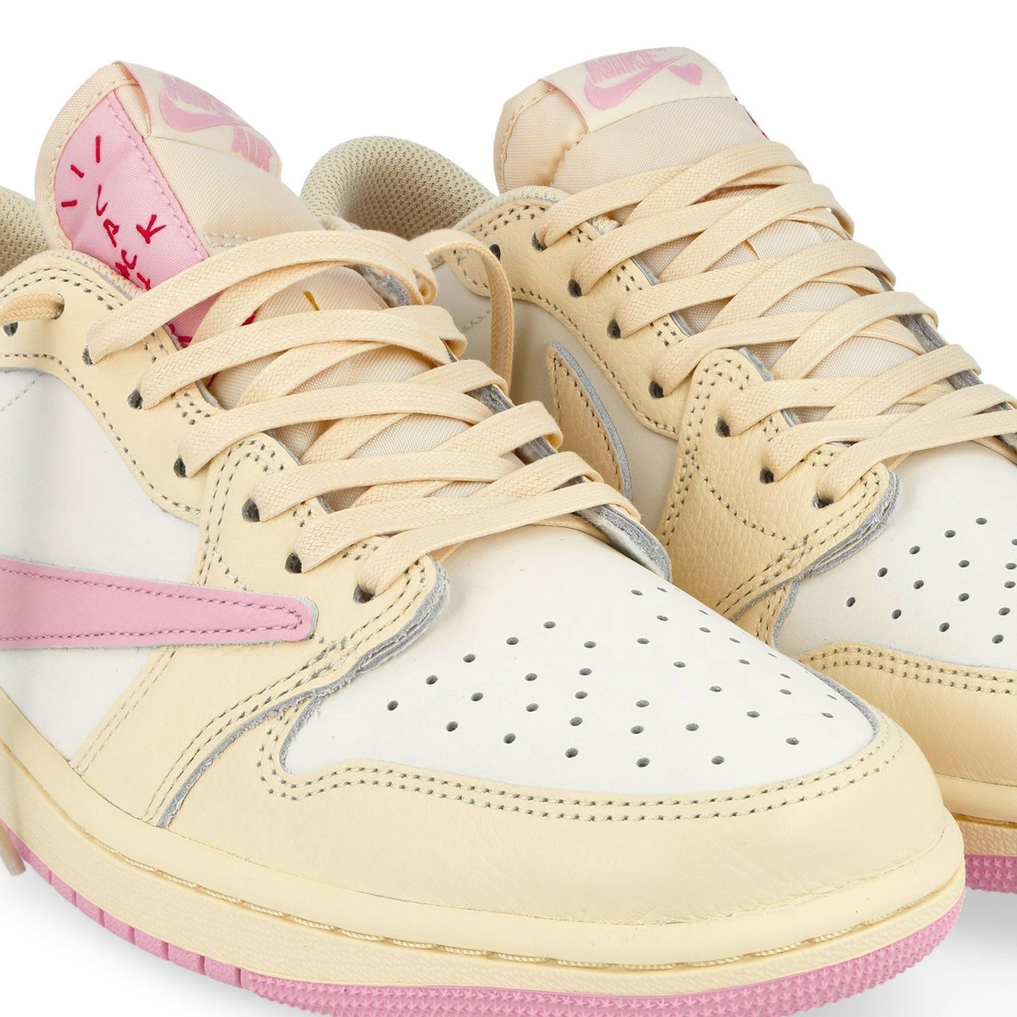 Jordan 1 Retro Low OG SP Travis Scott Shy Pink
